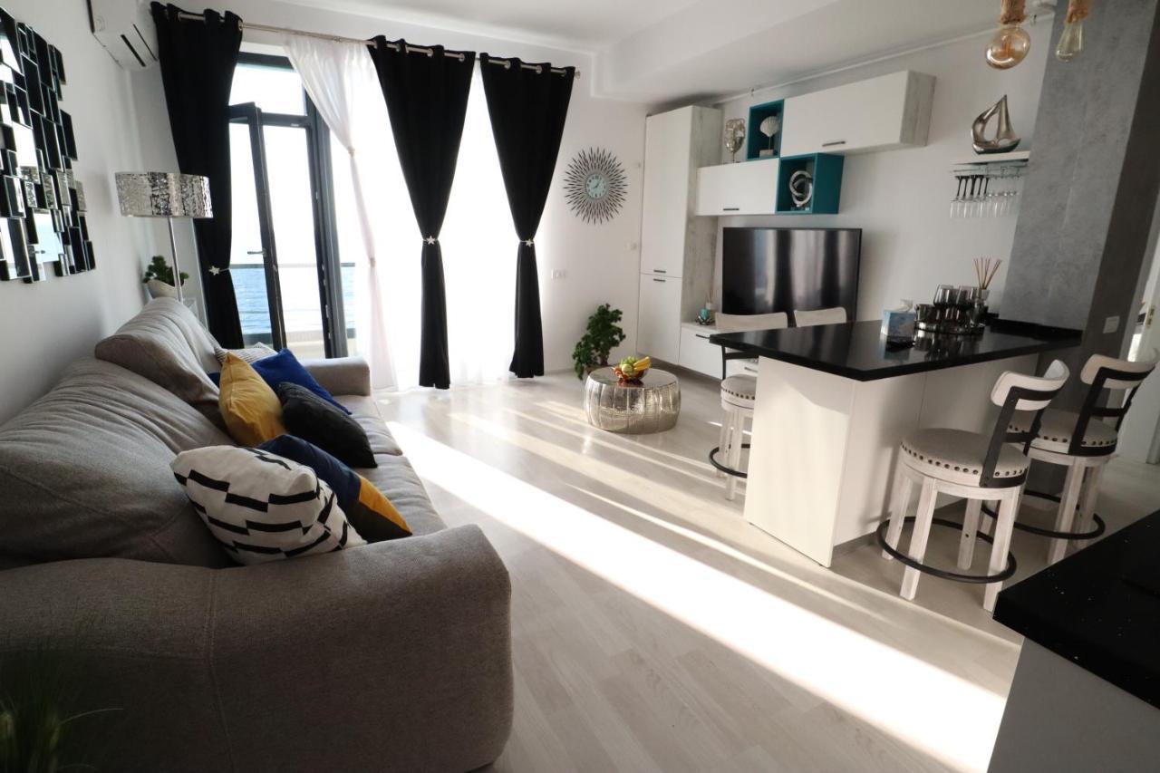 Apartament Panoramis Promenada-Cezar Năvodari Zewnętrze zdjęcie